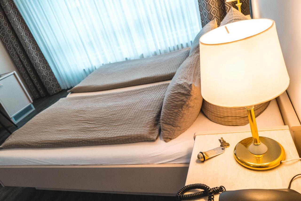 Hotel Restaurant Zur Post Bonn Eksteriør billede