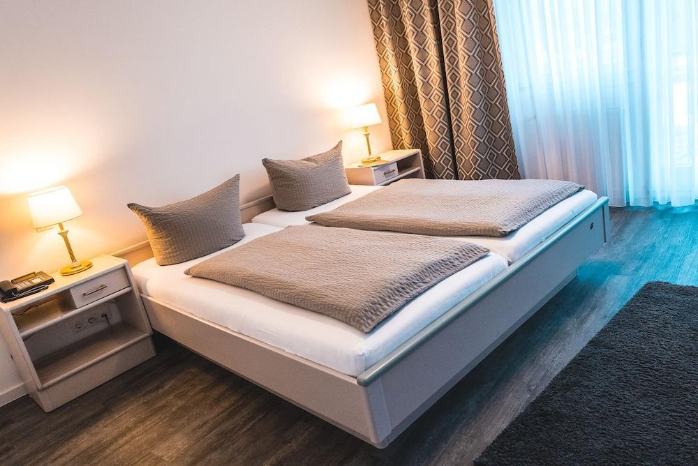 Hotel Restaurant Zur Post Bonn Eksteriør billede