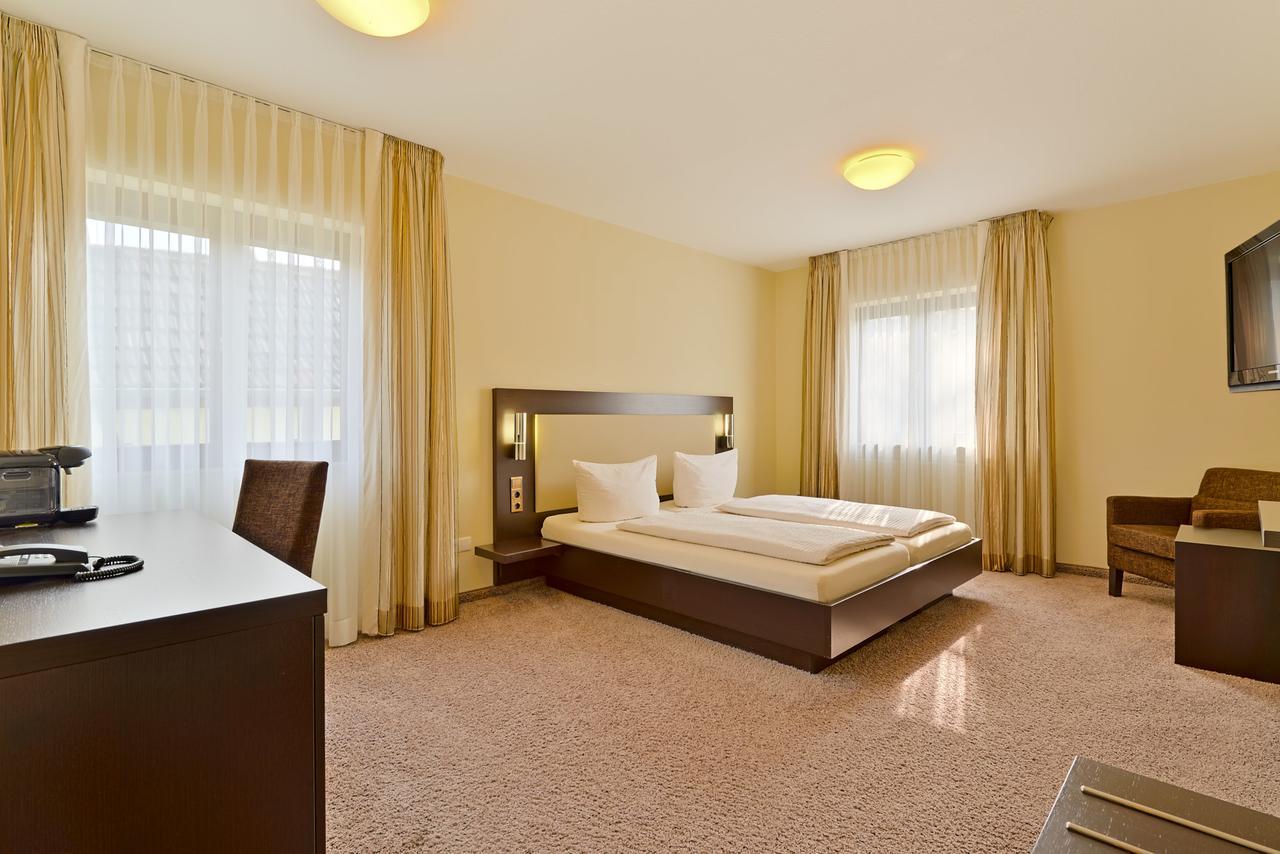 Hotel Restaurant Zur Post Bonn Eksteriør billede